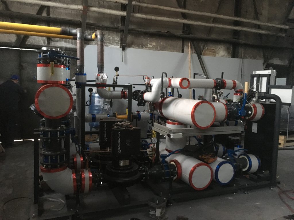 Instalacja ciepłej wody Gliwice. Kompaktowa stacja wymiennikowa o łącznej mocy 1,5MW w ICHEMAD-Profarb.